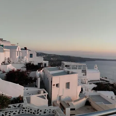 Spiliotica On The Cliff بيت للعطل