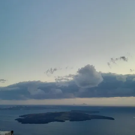 Spiliotica On The Cliff Imerovigli (Santorini)