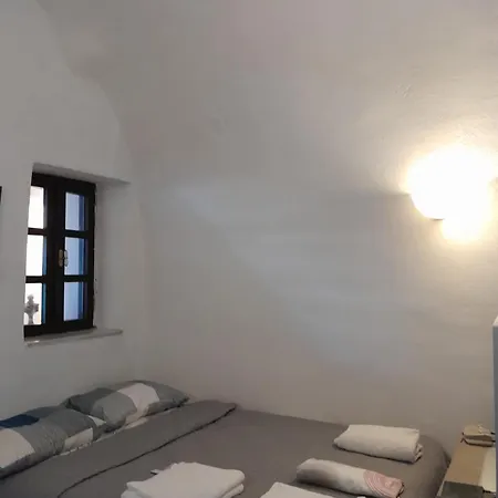 Holiday home Spiliotica On The Cliff