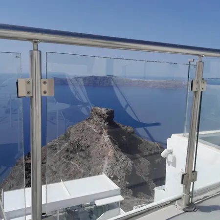Spiliotica On The Cliff Imerovigli (Santorini)