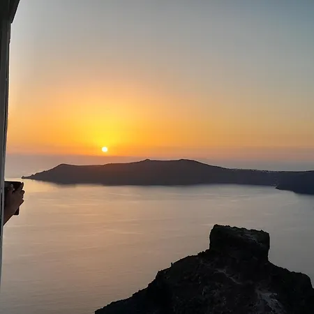 펜션 Spiliotica On The Cliff